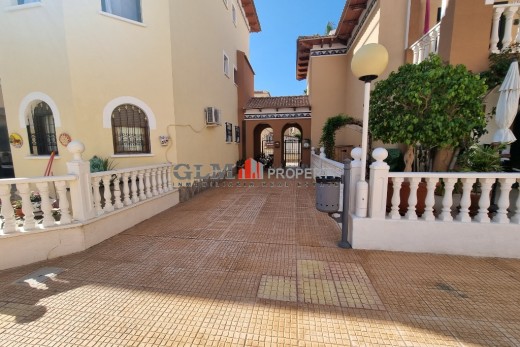 Resale - Apartment - Los Alcázares - Playa III