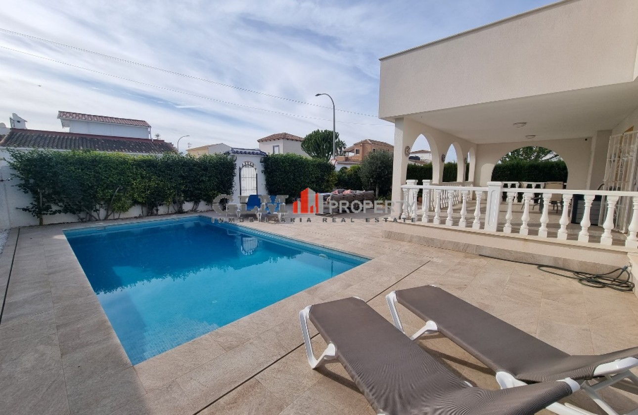 Resale - Apartment - LOS NAREJOS - Oasis