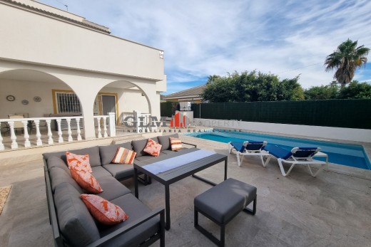 Resale - Apartment - LOS NAREJOS - Oasis