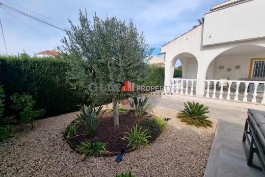 Resale - Apartment - LOS NAREJOS - Oasis