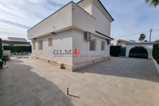 Resale - Apartment - LOS NAREJOS - Oasis