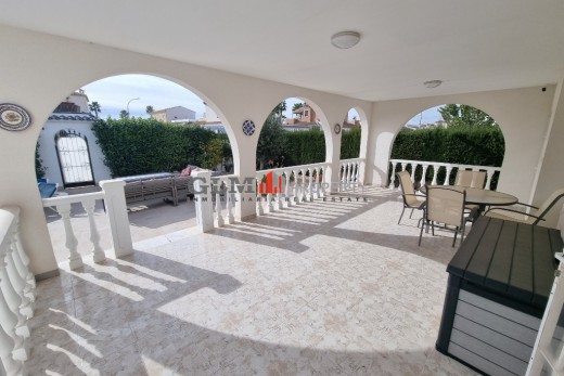 Resale - Apartment - LOS NAREJOS - Oasis