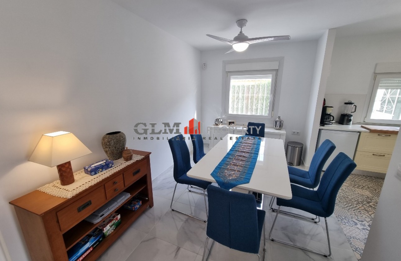 Resale - Apartment - LOS NAREJOS - Oasis