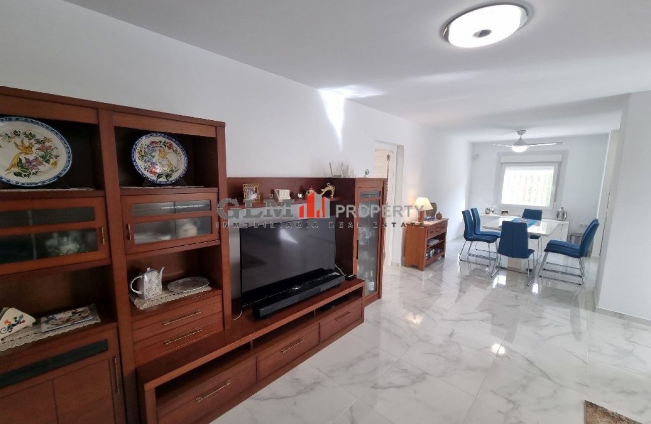 Resale - Apartment - LOS NAREJOS - Oasis