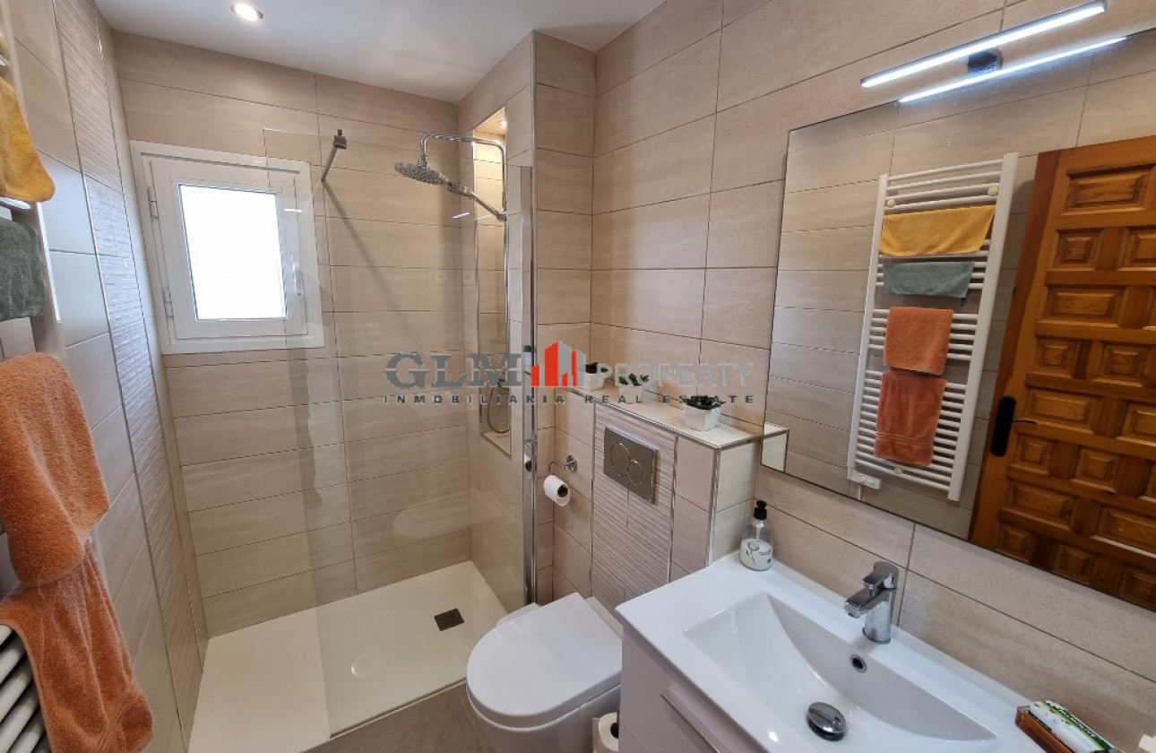 Resale - Apartment - LOS NAREJOS - Oasis