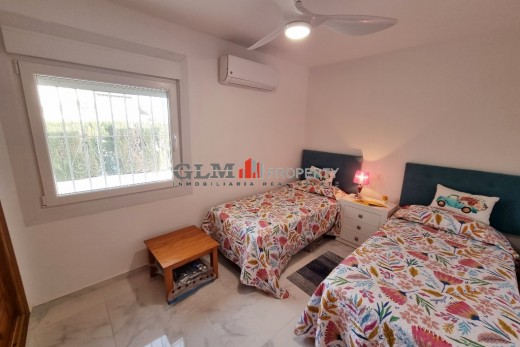 Resale - Apartment - LOS NAREJOS - Oasis