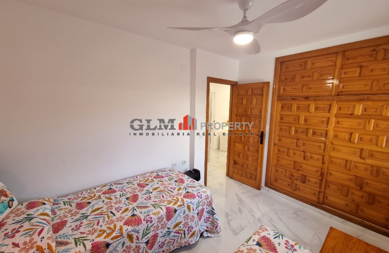 Resale - Apartment - LOS NAREJOS - Oasis