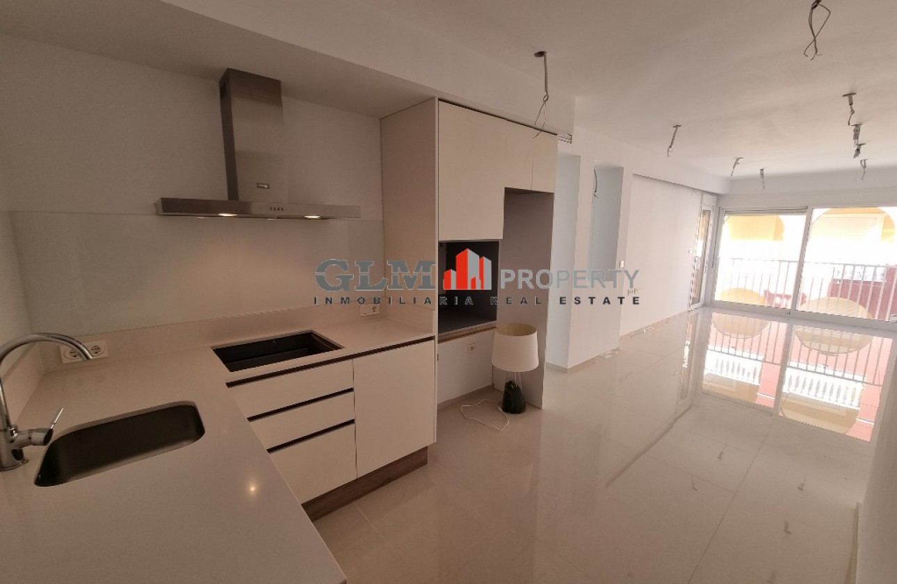 Resale - Apartment - Los Alcázares - Puerto Marina