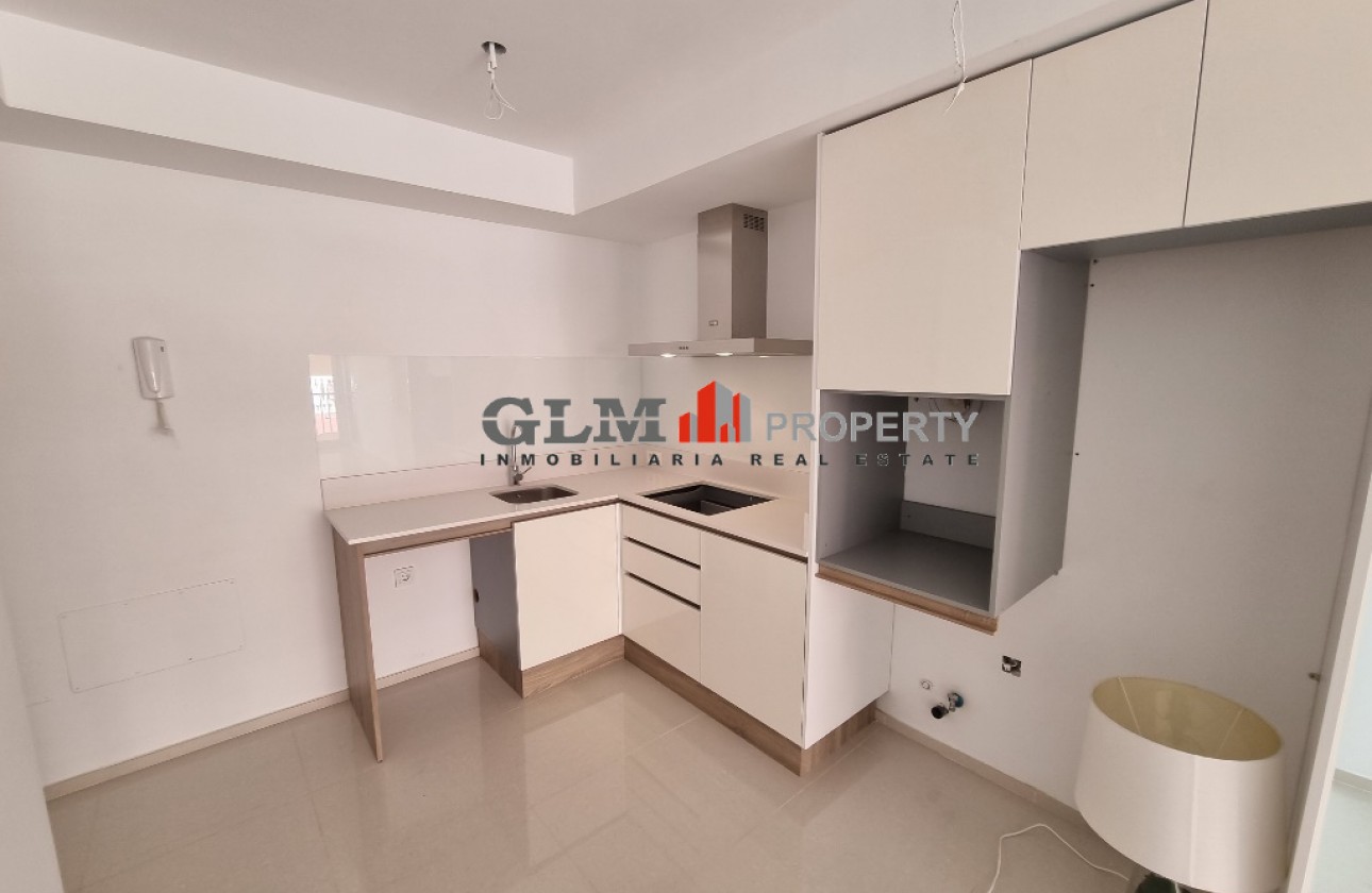Resale - Apartment - Los Alcázares - Puerto Marina