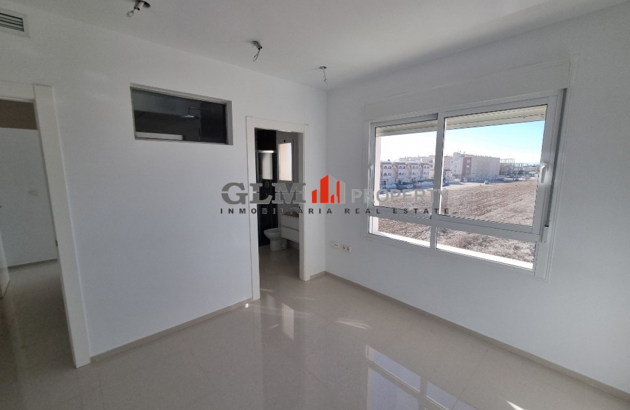 Resale - Apartment - Los Alcázares - Puerto Marina