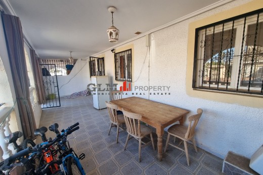 Återförsäljning -  - LOS NAREJOS - Oasis