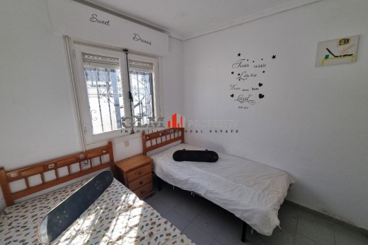 Återförsäljning -  - LOS NAREJOS - Oasis