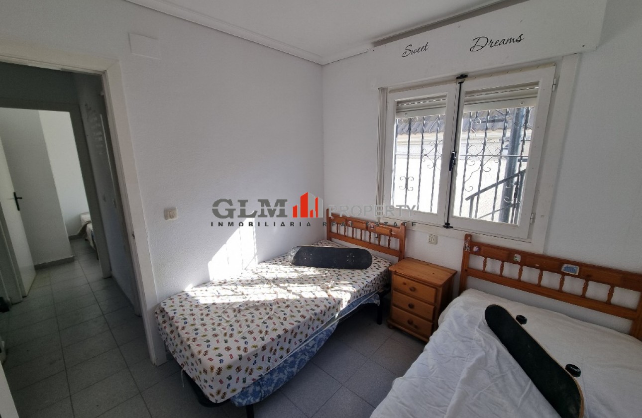 Återförsäljning -  - LOS NAREJOS - Oasis