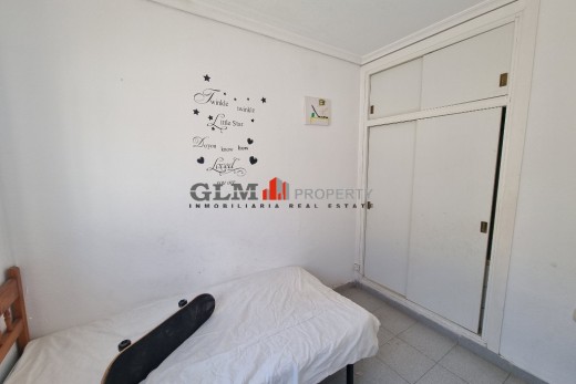 Återförsäljning -  - LOS NAREJOS - Oasis