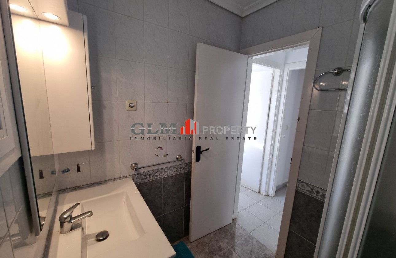 Återförsäljning -  - LOS NAREJOS - Oasis