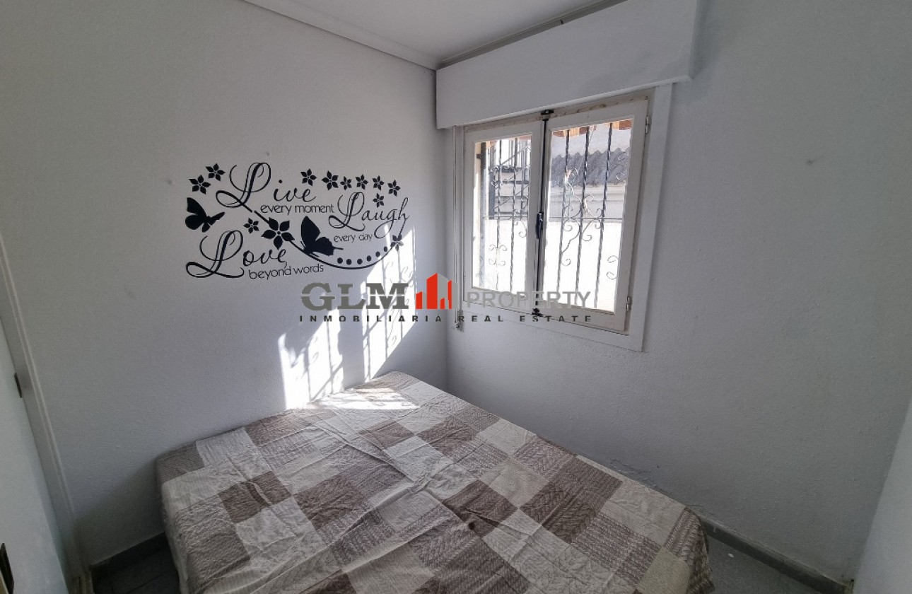 Återförsäljning -  - LOS NAREJOS - Oasis