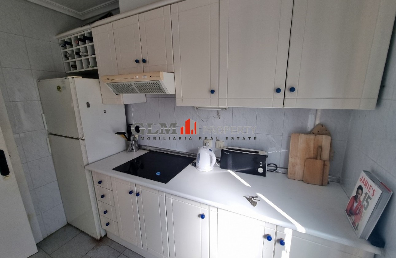 Återförsäljning -  - LOS NAREJOS - Oasis