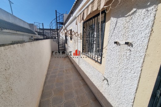 Återförsäljning -  - LOS NAREJOS - Oasis