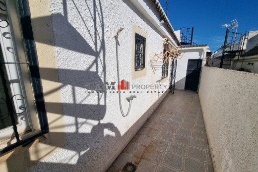 Återförsäljning -  - LOS NAREJOS - Oasis