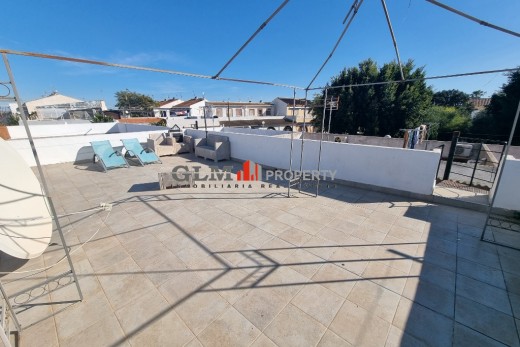 Återförsäljning -  - LOS NAREJOS - Oasis