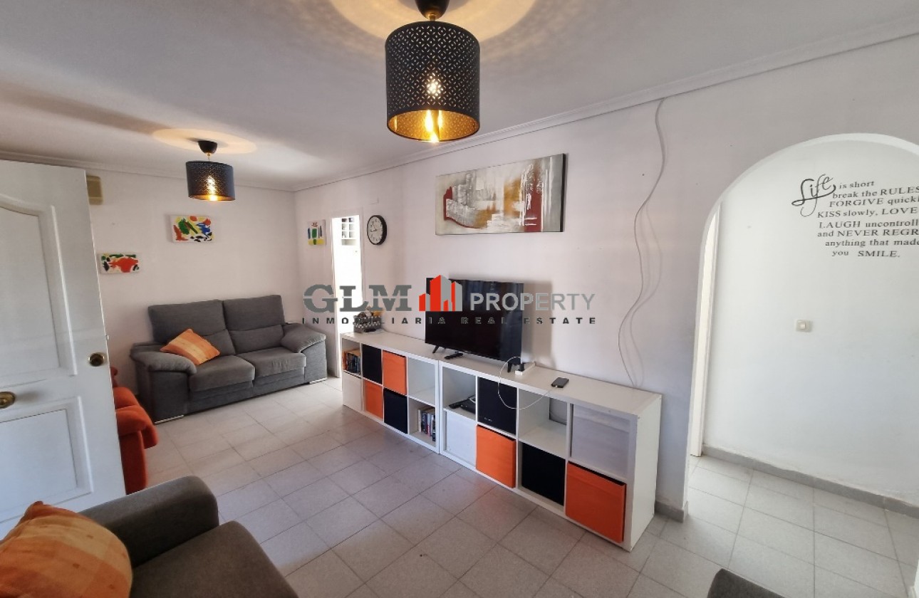 Återförsäljning -  - LOS NAREJOS - Oasis