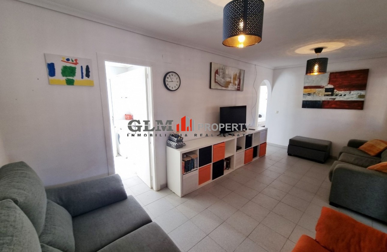 Återförsäljning -  - LOS NAREJOS - Oasis