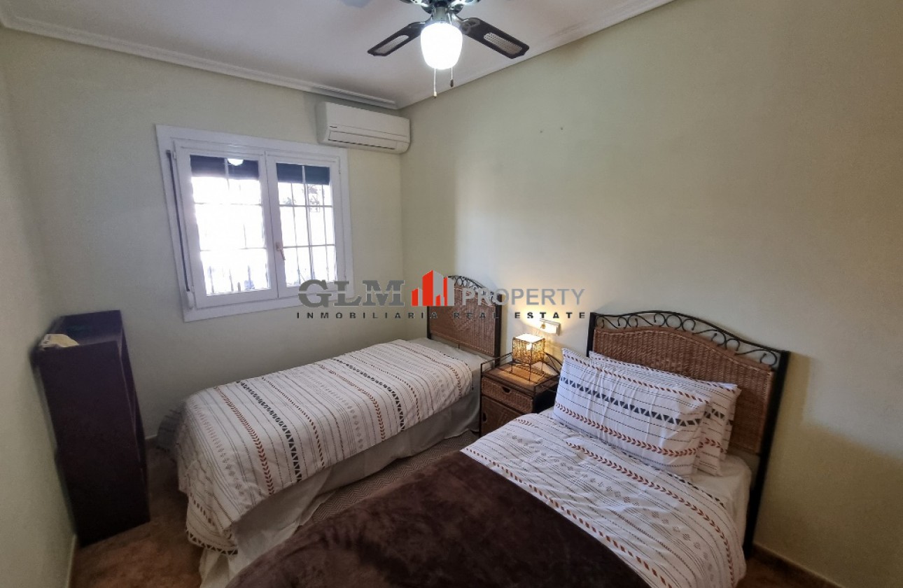 Återförsäljning -  - Los Alcázares - Square Los Alcázares