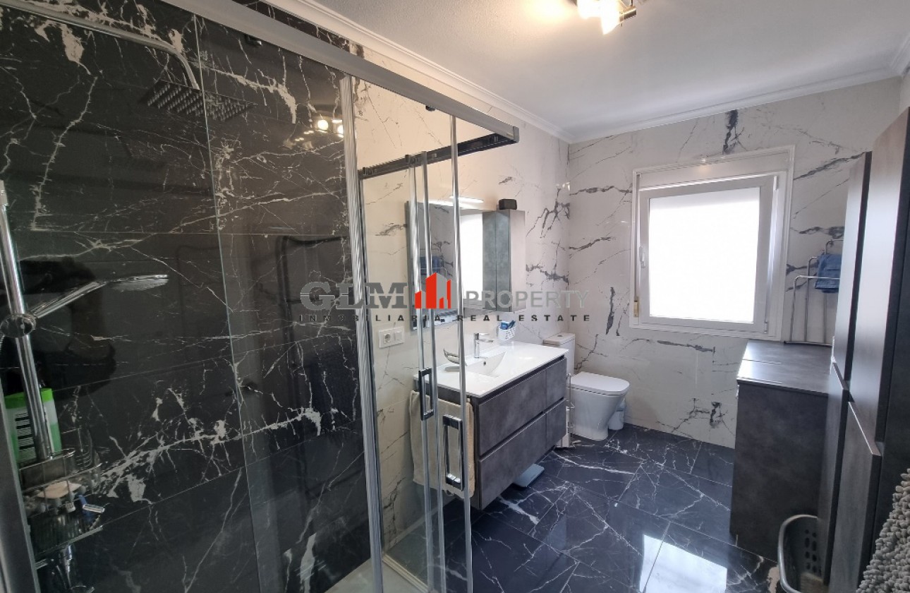 Resale - Apartment - Los Alcázares - El Divino