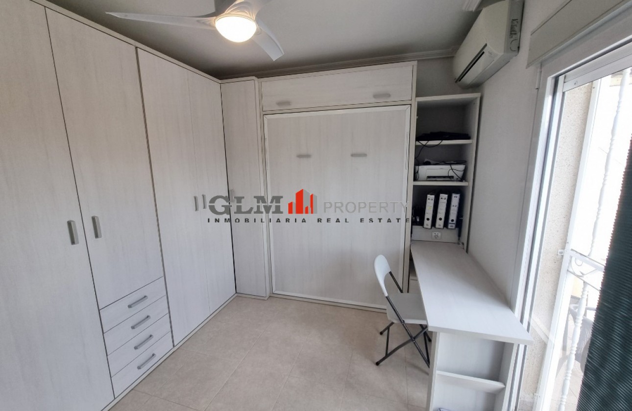 Resale - Apartment - Los Alcázares - El Divino