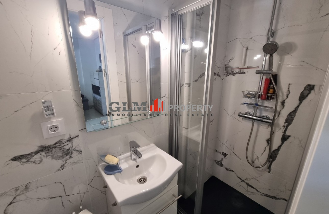 Resale - Apartment - Los Alcázares - El Divino