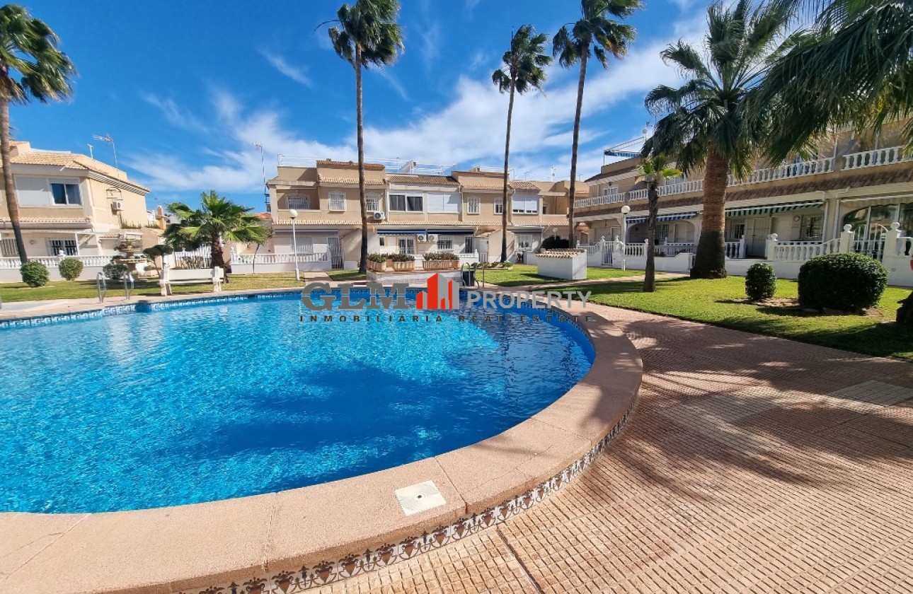 Resale - Apartment - Los Alcázares - El Divino