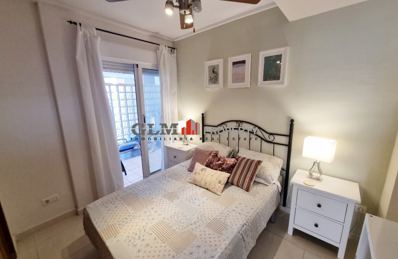 Resale - Apartment - Los Alcázares - Puerto Marina