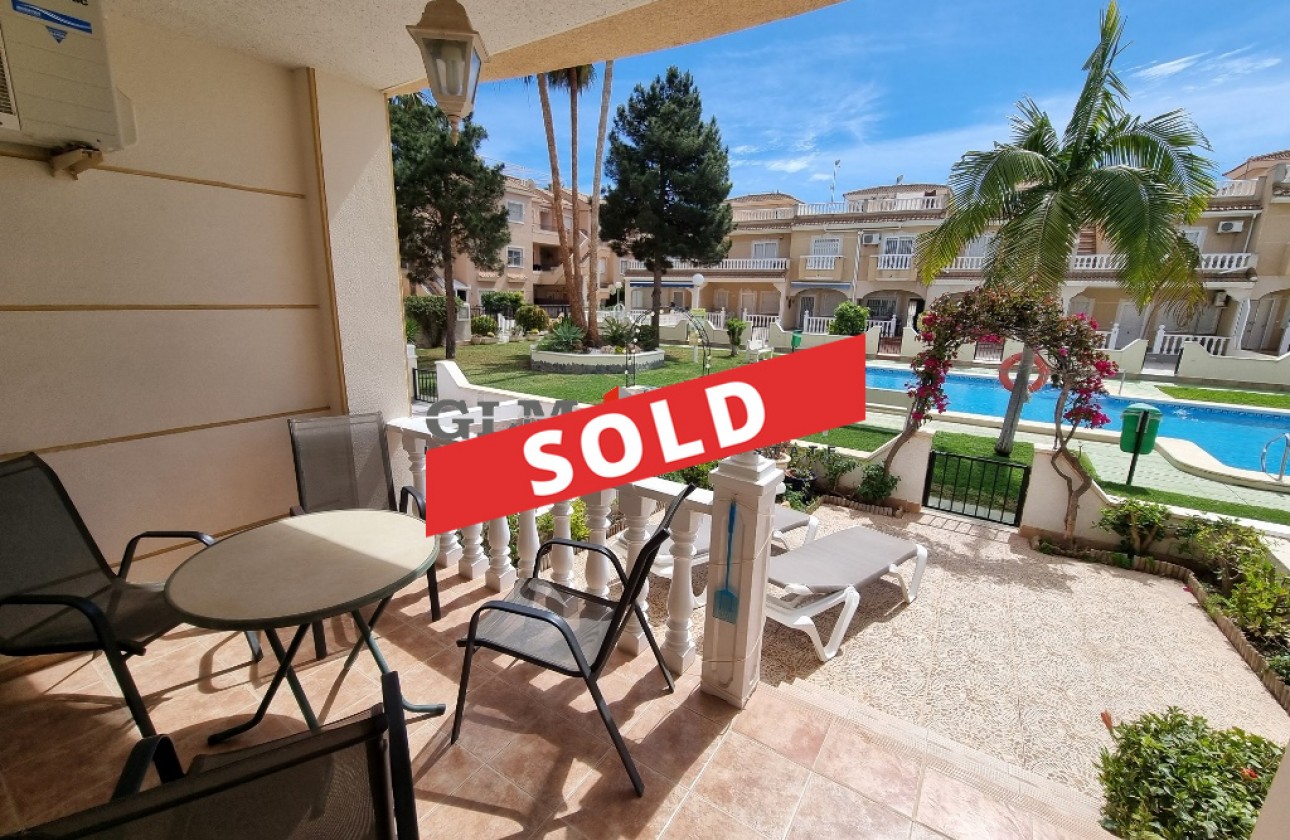 Resale - Apartment - Los Alcázares - Playa II