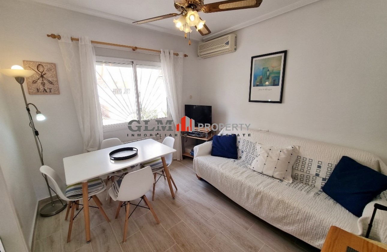 Resale - Apartment - Los Alcázares - Playa II