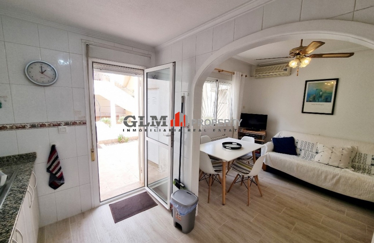 Resale - Apartment - Los Alcázares - Playa II