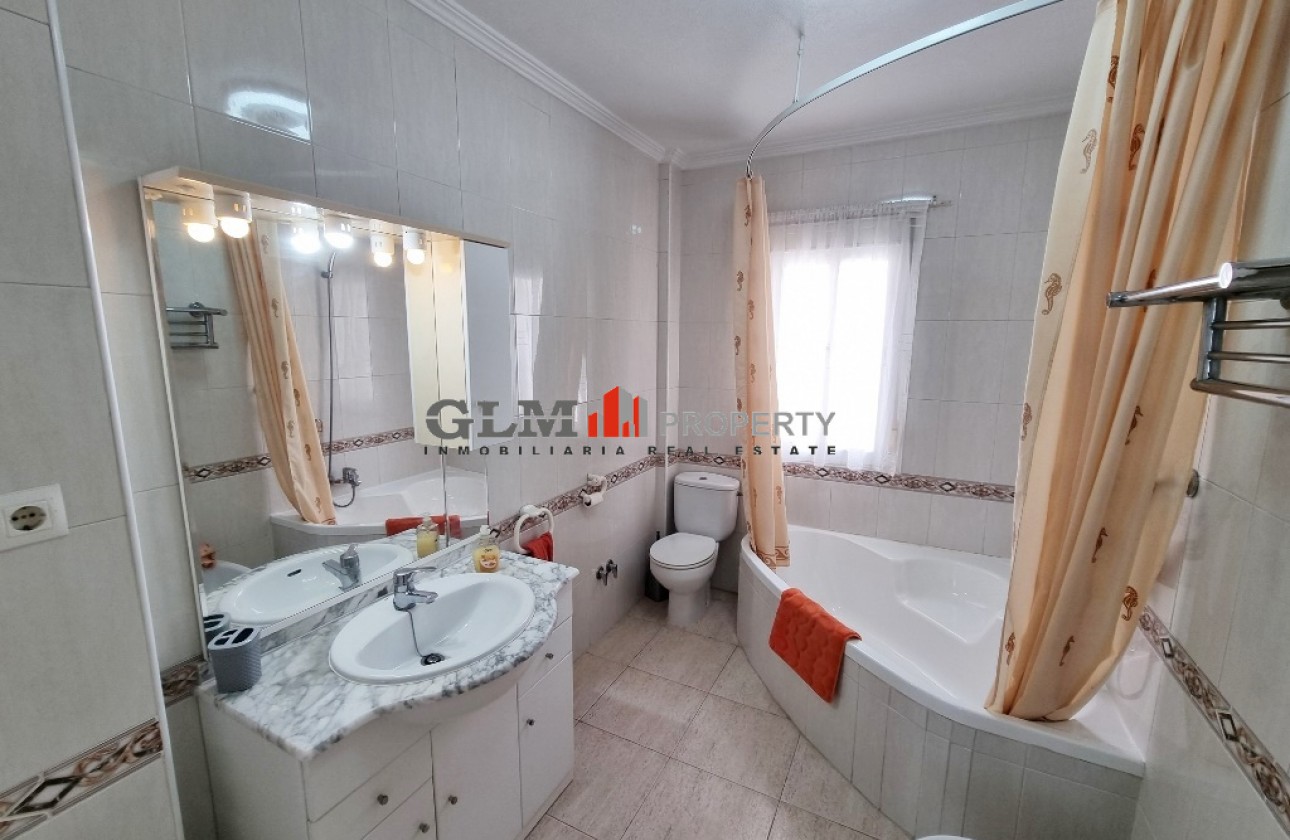 Resale - Apartment - Los Alcázares - Playa II