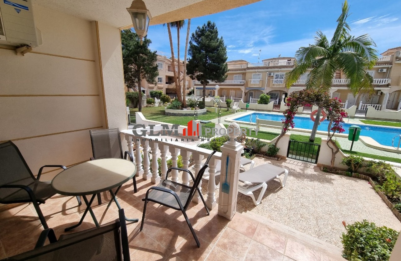 Resale - Apartment - Los Alcázares - Playa II