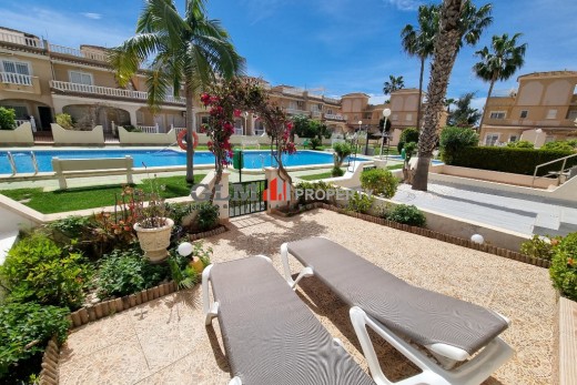 Resale - Apartment - Los Alcázares - Playa II