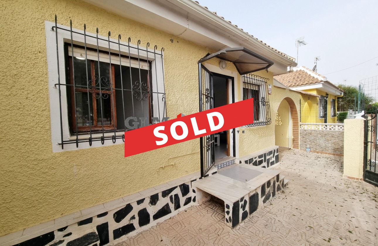 Återförsäljning -  - LOS NAREJOS - Oasis