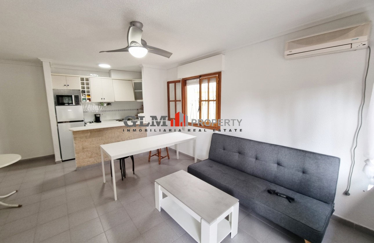 Återförsäljning -  - LOS NAREJOS - Oasis