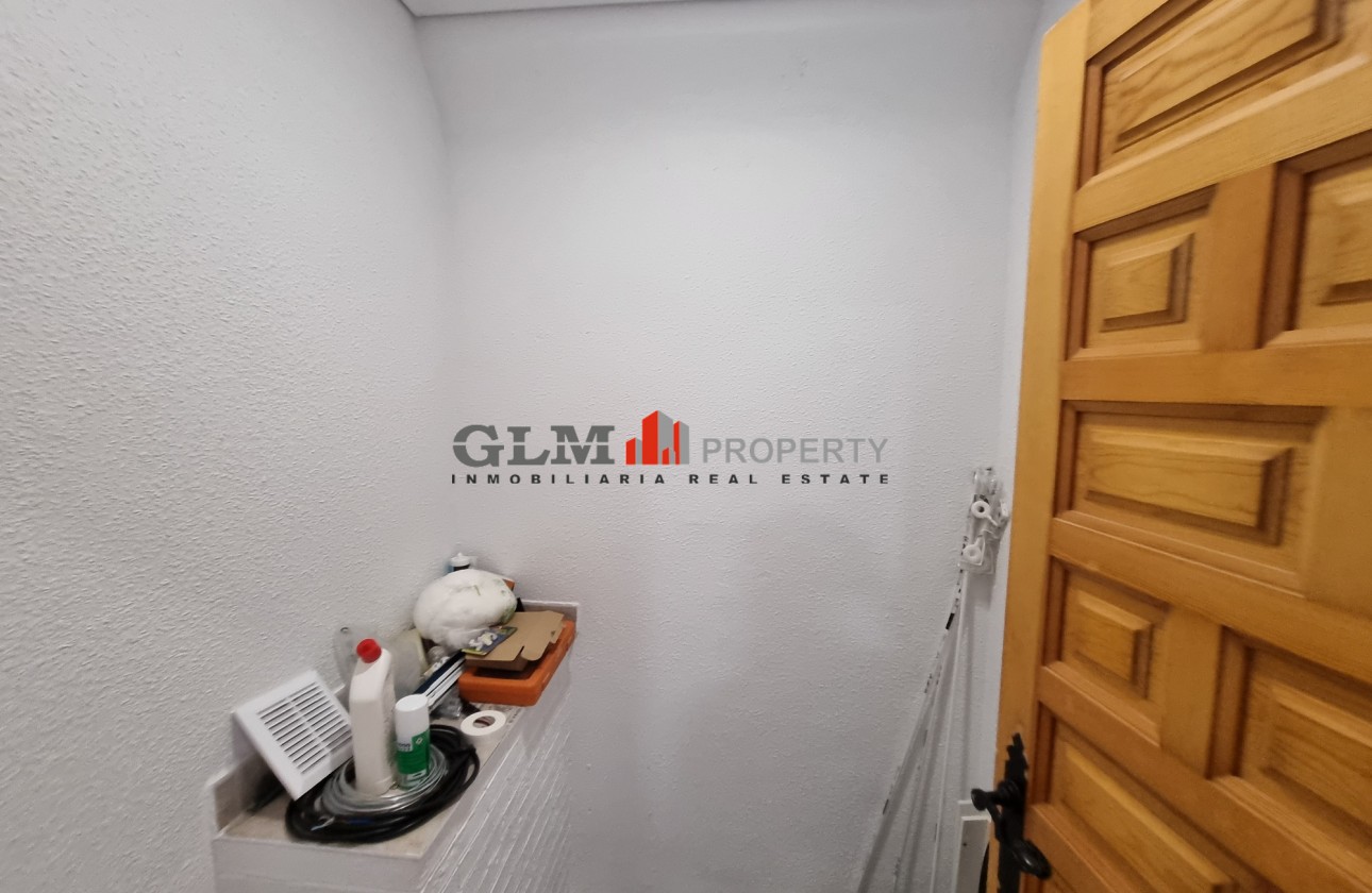 Återförsäljning -  - LOS NAREJOS - Oasis