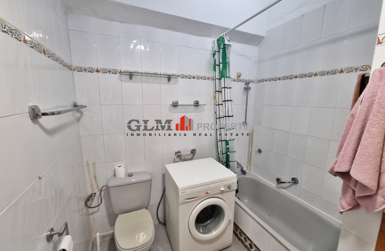 Återförsäljning -  - LOS NAREJOS - Oasis