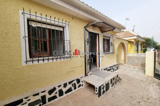 Återförsäljning -  - LOS NAREJOS - Oasis