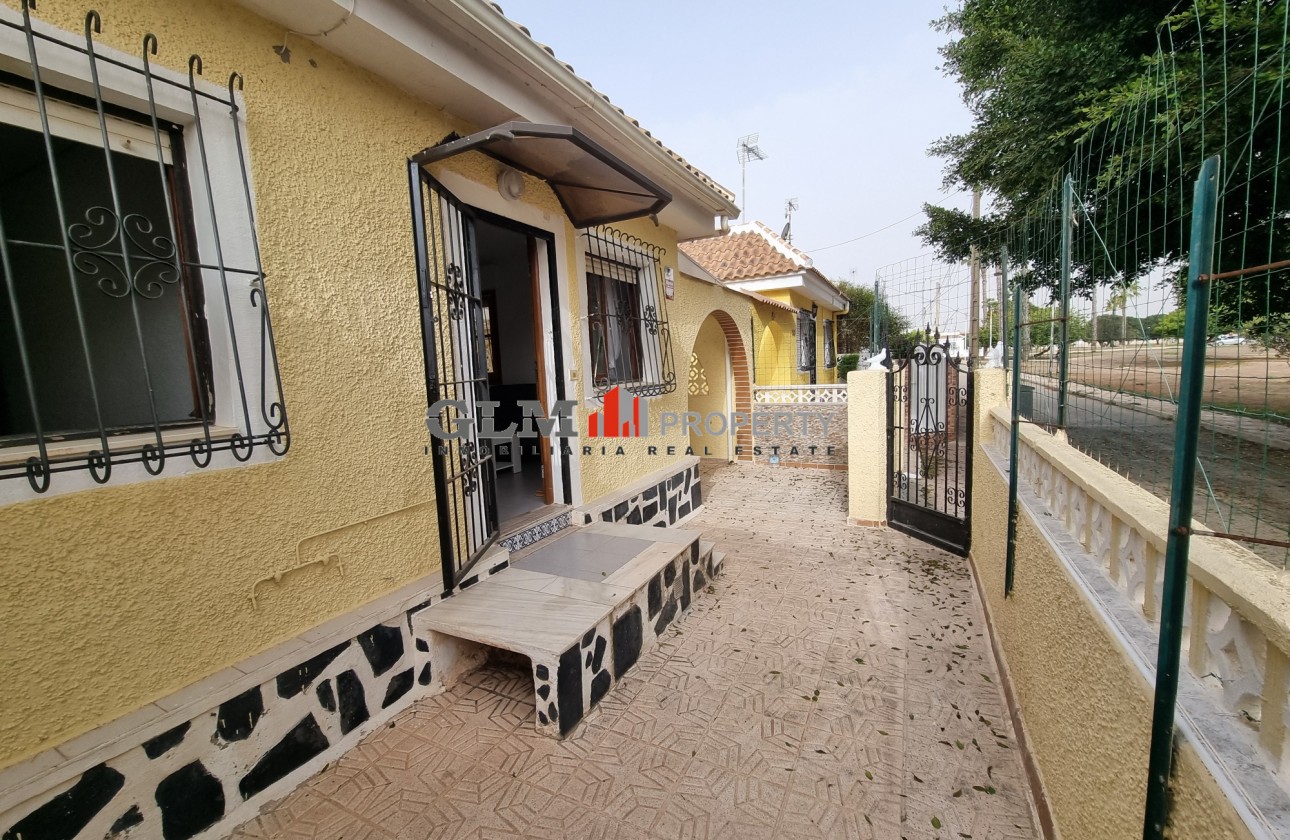 Återförsäljning -  - LOS NAREJOS - Oasis