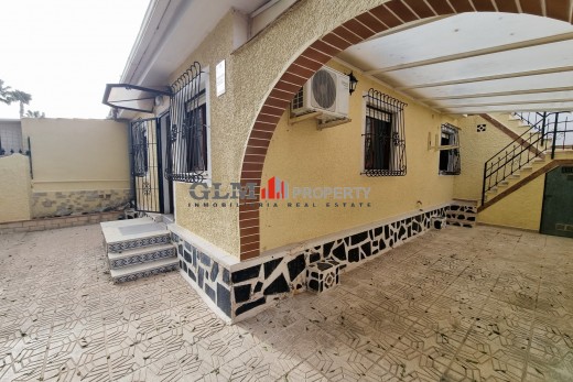 Återförsäljning -  - LOS NAREJOS - Oasis