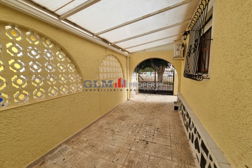 Återförsäljning -  - LOS NAREJOS - Oasis