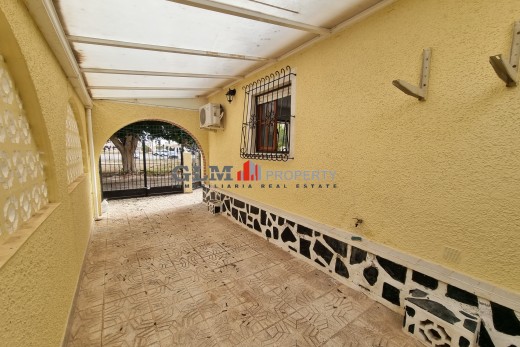 Återförsäljning -  - LOS NAREJOS - Oasis