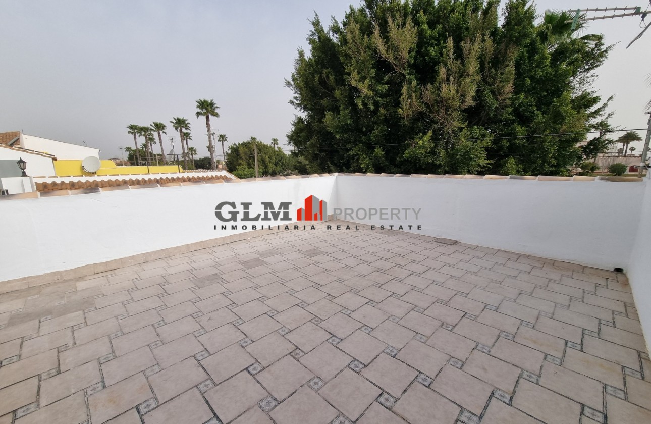 Återförsäljning -  - LOS NAREJOS - Oasis