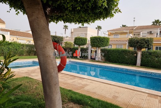 Återförsäljning -  - LOS NAREJOS - Oasis