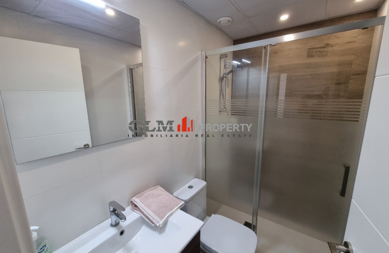 Resale - Apartment - Los Alcázares